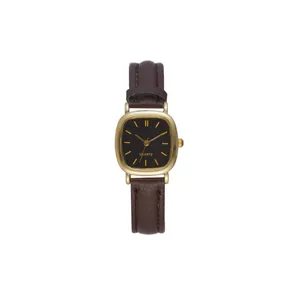 Orologio al quarzo vintage con cassa quadrata dorata, quadrante nero e cinturino in pelle