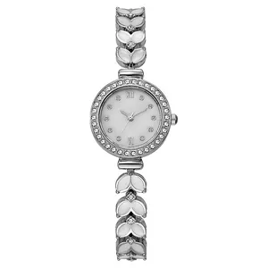 Montre quartz femme argentée avec lunette strass et bracelet émaillé en forme de feuilles