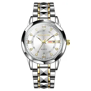 Herenhorloge met tweekleurige stalen band, dubbele kalender en witte strass wijzerplaat