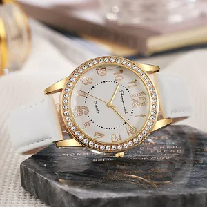 Orologio donna quarzo lusso color oro champagne con ghiera strass e cinturino bianco