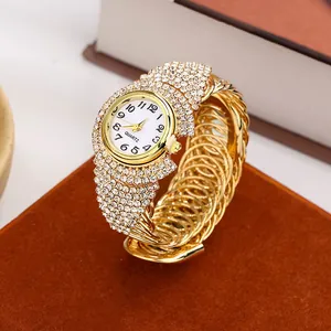Luxury Full Rhinestone Quartz Watch For Women Round Dial Alloy Bracelet Fashion Wristwatch Glass Mirror Ladies Jewelry