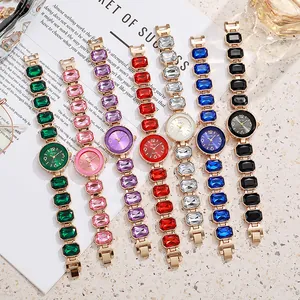 Montres à quartz pour femmes avec bracelets en strass colorés de styles variés