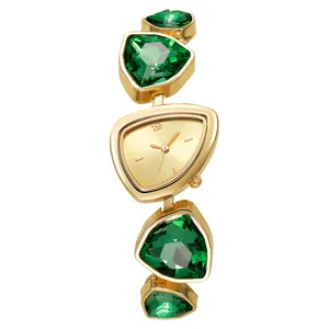 Luxuriöse goldene Dreiecksuhr für Damen mit smaragdgrünem Kristallarmband