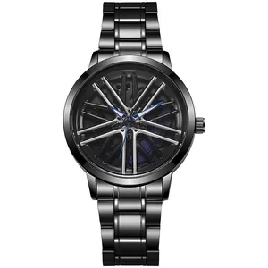 Detailopname van 3D roterende autowielnaaf met blauwe wijzers en remklauwen op horloge