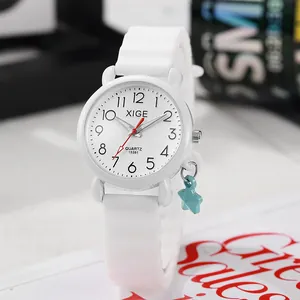 Women's Kids Quartz Watch Silicone Strap With Star Pendant Arabic Numerals Round Dial Waterproof Fashion Student Wristwatch