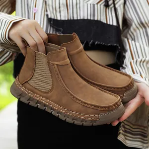 Bruine dames Chelsea boots van suède met handstiksels en antislip dikke rubberen zolen