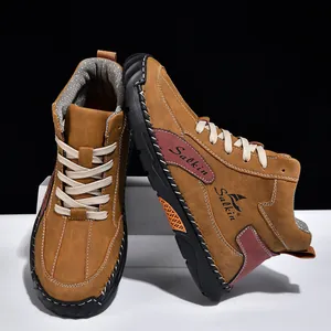 Bottes décontractées marron avec logo Salkin et détails de surpiqûres blanches visibles