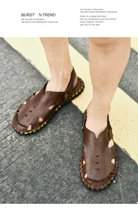 Detalle de sandalias cerradas de cuero marrón con costura artesanal y agujeros de aire