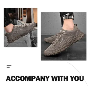 Dettaglio ravvicinato di scarpe outdoor marrone scuro con suola in gomma antiscivolo