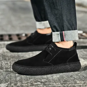 Men's retro matte suede mid-top boots with thick rubber soles and contrast stitching