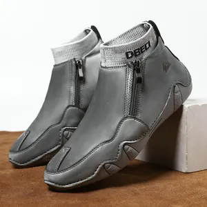 Vue détaillée des bottes d'hiver montantes avec fermeture éclair et col en tricot