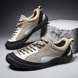 Breathable suede hiking shoes for men with non-slip soles and reinforced toe protection