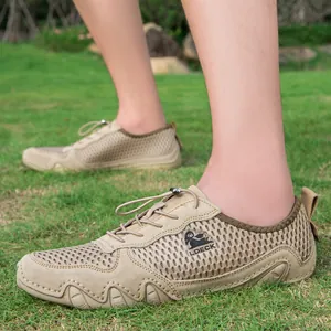 Ademende kaki mesh heren outdoor vrijetijdsschoenen met golvende sportieve zolen