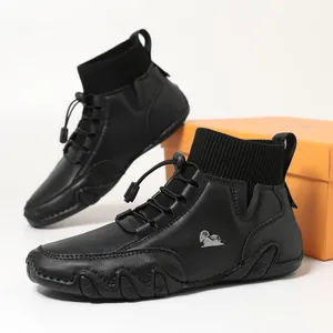 Herren High-Top-Sneaker aus Leder mit Strick-Sockenkragen und wellenförmiger Gummisohle