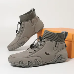 Graue Herren-Mid-Top-Freizeitschuhe aus Nubukleder mit Strickkragen und Alpaka-Stickerei