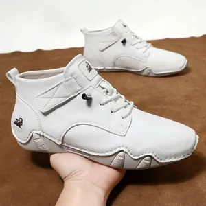 Weiße High-Top-Freizeitschuhe aus Leder für Herren mit rutschfester Gummisohle