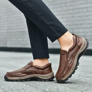Chaussures Slip-On Décontractées en Cuir pour Hommes Antidérapant Semelle Épaisse Mocassins Cousus Main Baskets