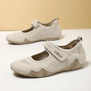 Baskets Mary Jane beiges pour femmes avec mesh respirant et bride à scratch