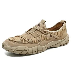 Vue détaillée de la chaussure de randonnée kaki avec mesh et semelle en caoutchouc