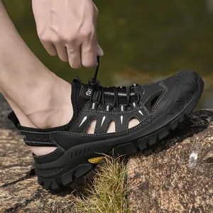 Men's breathable closed-toe hiking sandals with quick-lace system and non-slip rubber sole