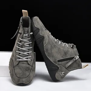 Detailansicht dunkelgrauer Vintage-Leder-High-Top-Boots mit Textur und Metall-Reißverschluss