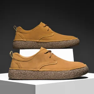 Scarpe Casual da Uomo Retro in Pelle Scamosciata Suola Spessa Punta Arrotondata Allacciate Basse Scarpe da Skate Sneakers
