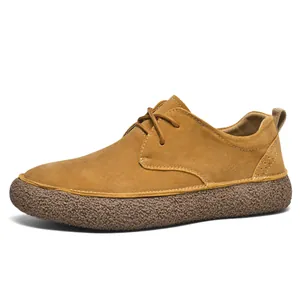 Scarpe casual retrò da uomo in pelle scamosciata giallo senape con suola spessa
