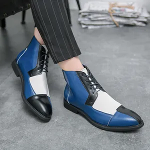 Stivali stringati da uomo in pelle con design color block blu, nero e bianco alla moda