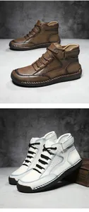 Detail der handgenähten Lederoberfläche und des Klettverschlusses an den High-Top-Schuhen