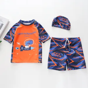 Maillot de bain trois pièces pour garçons avec imprimés dinosaures et design protecteur