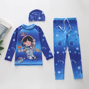Maillot de bain trois pièces pour garçons avec motifs astronautes et protection solaire