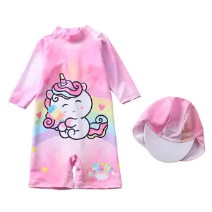 Mädchen Langarm Badeanzug in Rosa Farbverlauf mit Einhorn Motiv und passender Badekappe