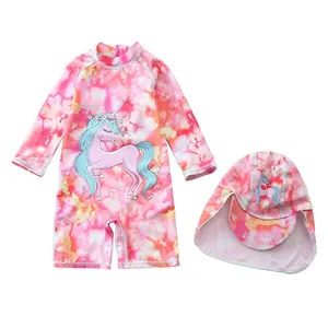 Detail von Mädchen Langarm Einhorn Badeanzug Set mit Batikmuster und passendem Sonnenhut