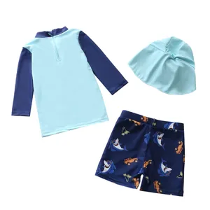 Maillot de bain 3 pièces pour garçon avec haut imprimé requin, short et chapeau solaire