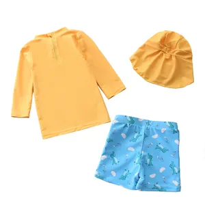 Ensemble maillot de bain 3 pièces enfant avec haut jaune anti-UV et short à motif crocodile