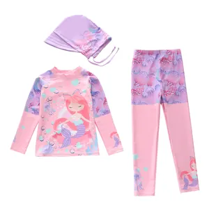 Détails à plat d'un ensemble de maillot de bain sirène trois pièces pour filles avec pantalon