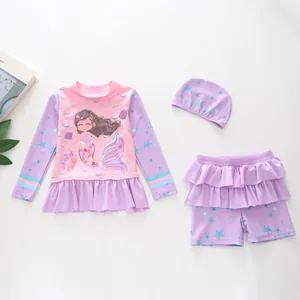 Détails d'un maillot de bain sirène trois pièces pour fille avec volants et étoiles