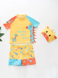 Set da nuoto per bambini 3 pezzi con giraffa, maglia gialla e cuffia coordinata