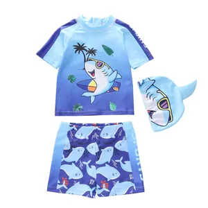 Detail-Set Jungen Kurzarm Hai Badeanzug mit elastischen Shorts und Flossen Bademütze