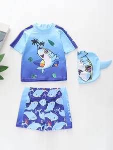 Dreiteiliges Hai-Badeanzug-Set für Jungen mit Kurzarm-Oberteil, Shorts und Schwimmkappe