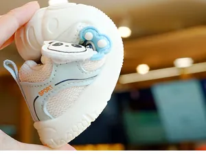 Detail of baby walking shoes showing the ultra-flexible and soft non-slip rubber sole