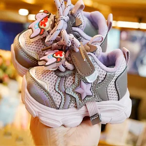 Paarse babyschoenen met ster- en dinosaurusdetails, ademende sneakers voor baby's