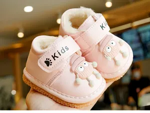 Detail of pink toddler winter shoes with warm fleece lining and non-slip rubber sole