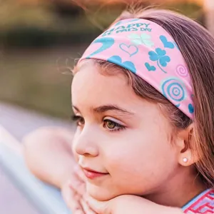 Pink St. Patrick's Day cartoon headband for girls with green clover and heart patterns