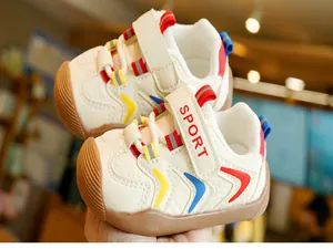 Detail of baby sneakers with breathable mesh and anti-collision toe protection