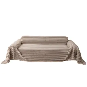 Housse de canapé épaisse en peluche kaki clair avec texture rayée style lapin