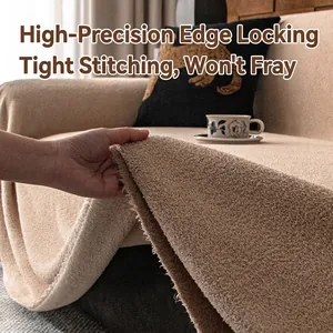 Dicke Plüsch-Sofaüberwurf mit präzisen Kettelrändern in Beige für gemütliches Wohnen