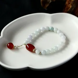 Armband aus natürlicher grüner Jade mit rotem Achat, Perlen und 14K vergoldeten Akzenten