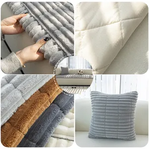 Housse de canapé épaisse en peluche antidérapante avec texture côtelée pour l'hiver