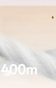 Détail macro du fil de chenille haute précision montrant la texture du tissu résistant